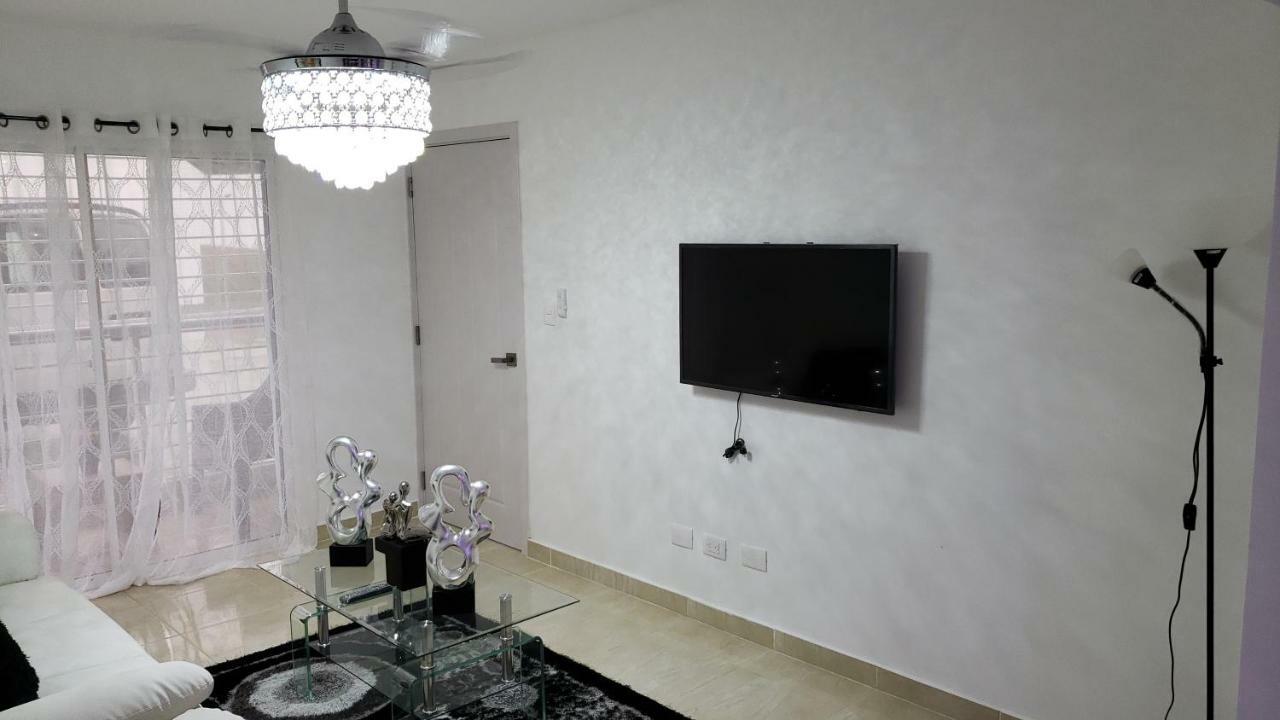 Premium Apartment 산티아고 데 로스 카바예로스 외부 사진